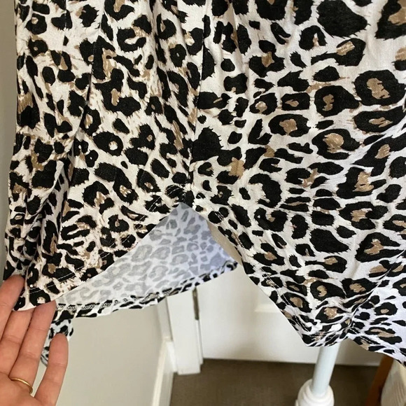 NWT Sweet Romeo Leopard Print Long Sleeve Top - Picture 3 of 10